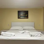 Anxhelo's * Tirana